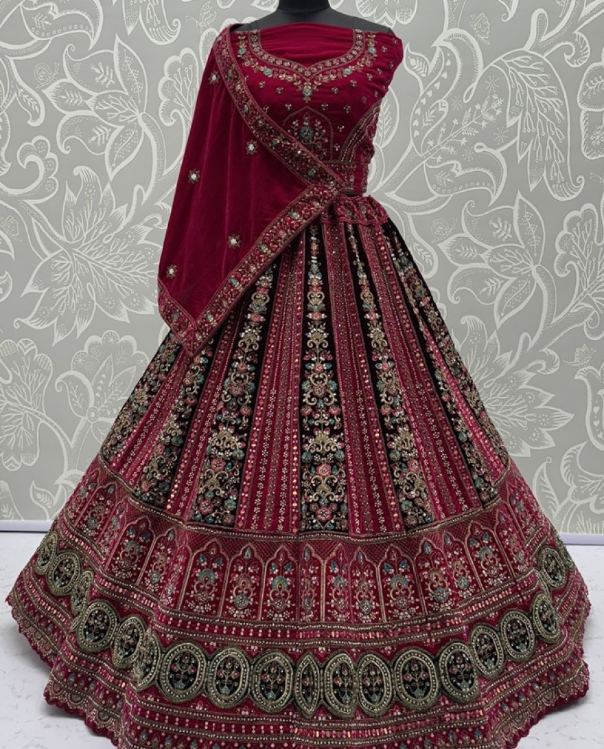 2875-B - Very-Well Detailed Hand Mirror Crafted with Various Embroidery and Doubke dupatta combine Bridal Lehenga Choli